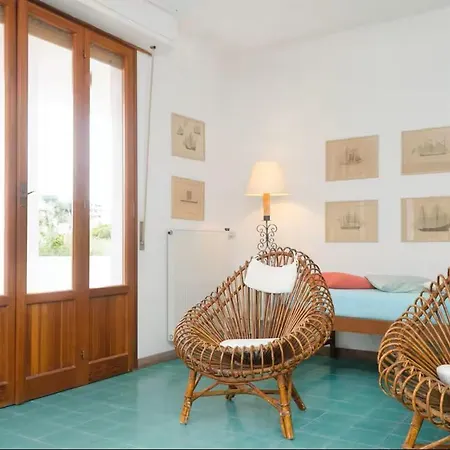 Capo Bianco-padulella Primo Piano Vakantiehuis *